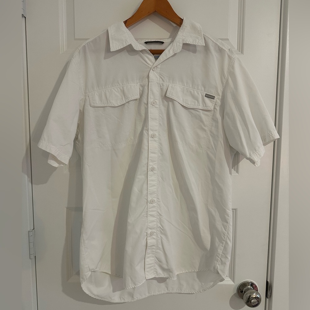 Columbia Men’s Short Sleeve Button Down.